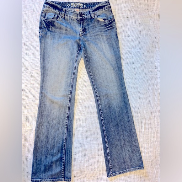 Mossimo Supply Co bootcut blue jeans size 7. - Picture 11 of 11